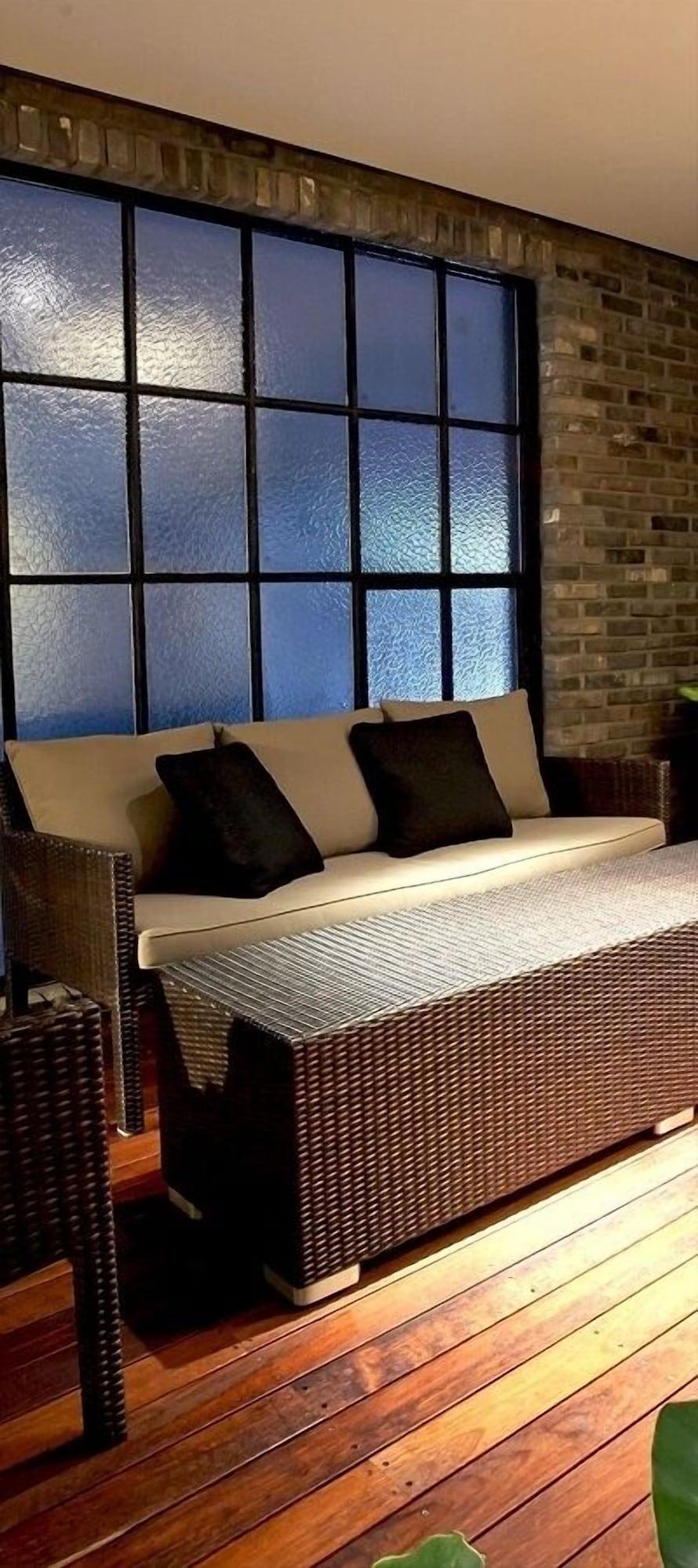 Js The Classic Hotel Osan Εξωτερικό φωτογραφία