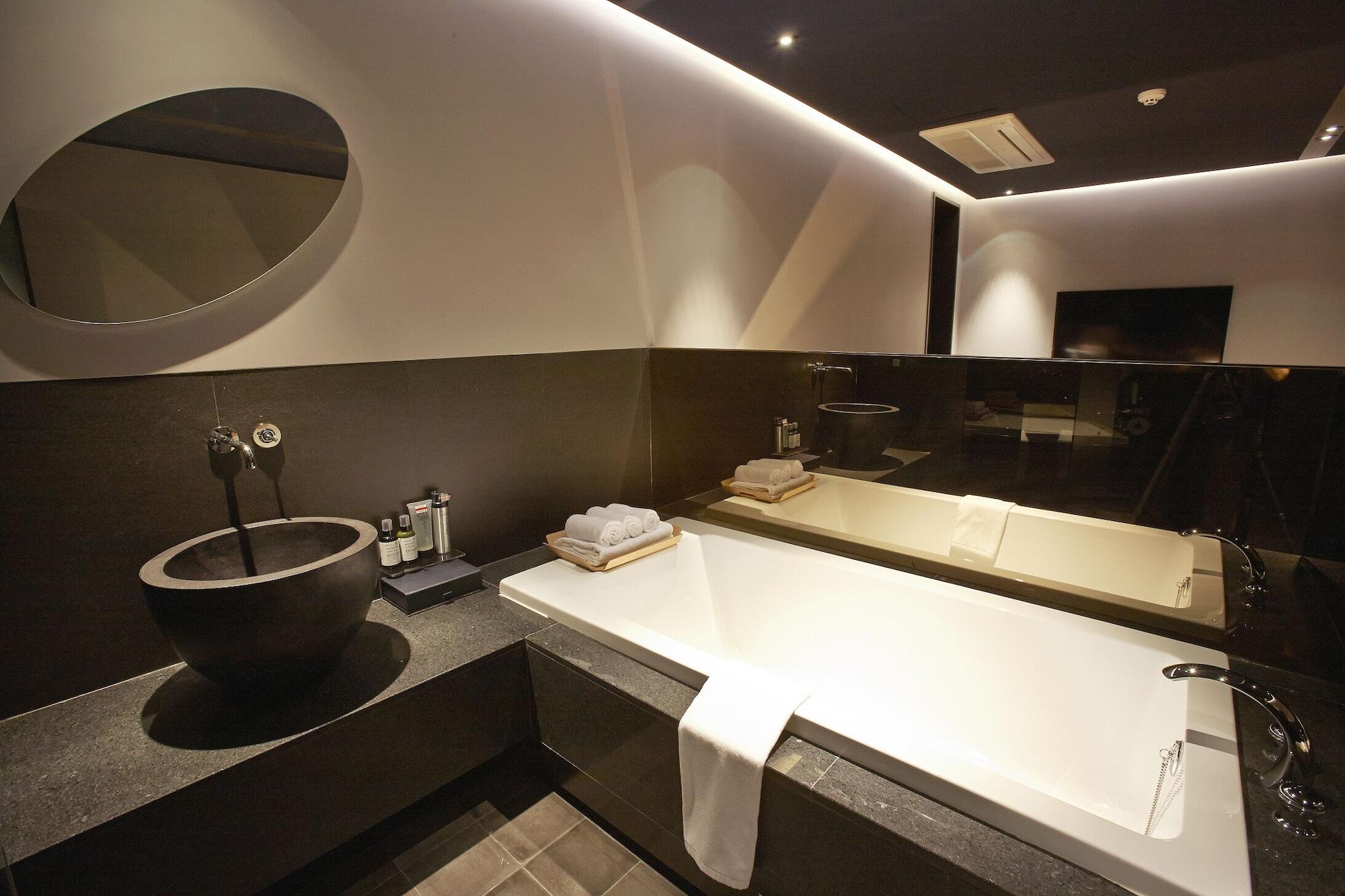 Js The Classic Hotel Osan Εξωτερικό φωτογραφία