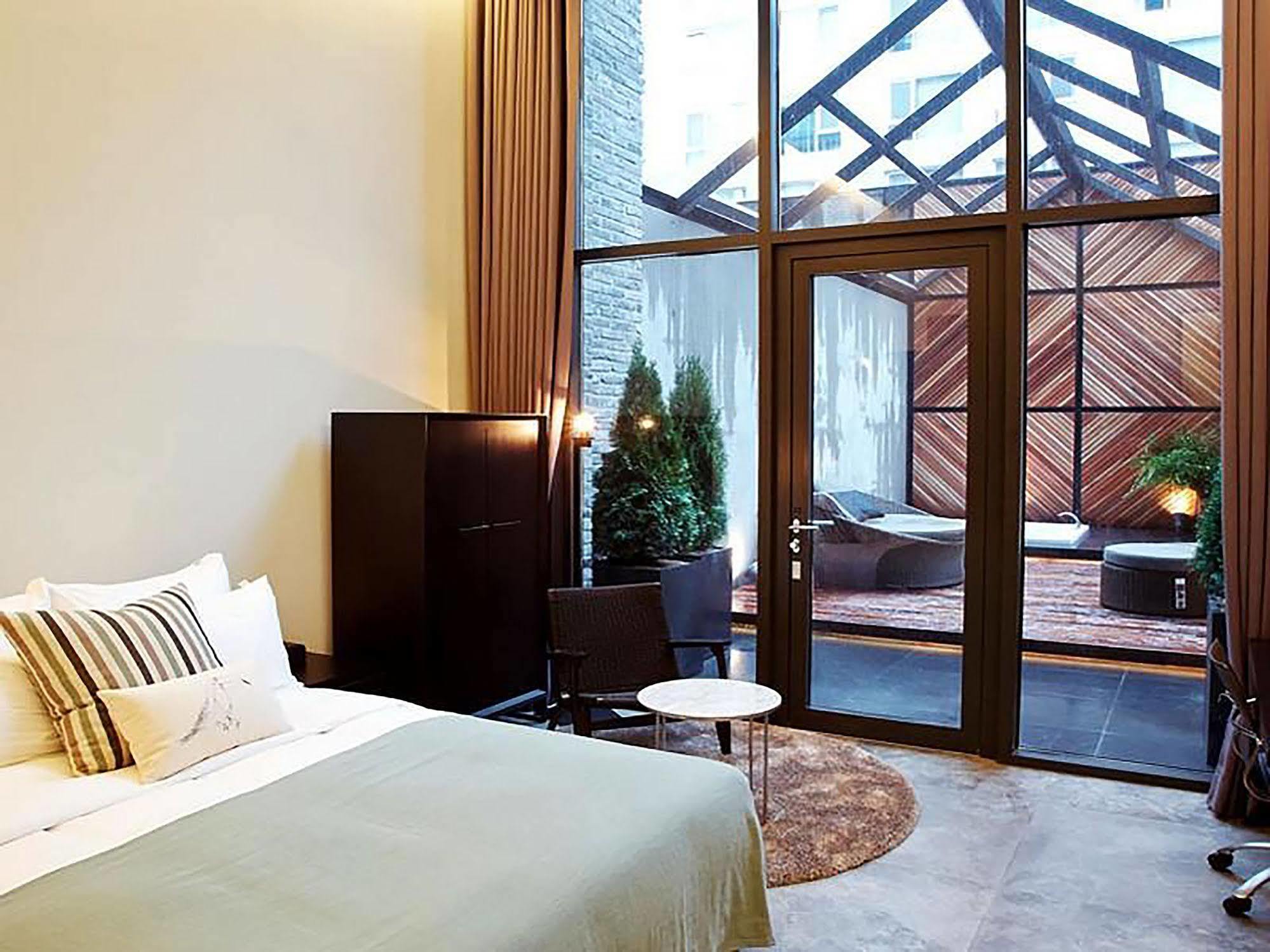 Js The Classic Hotel Osan Εξωτερικό φωτογραφία