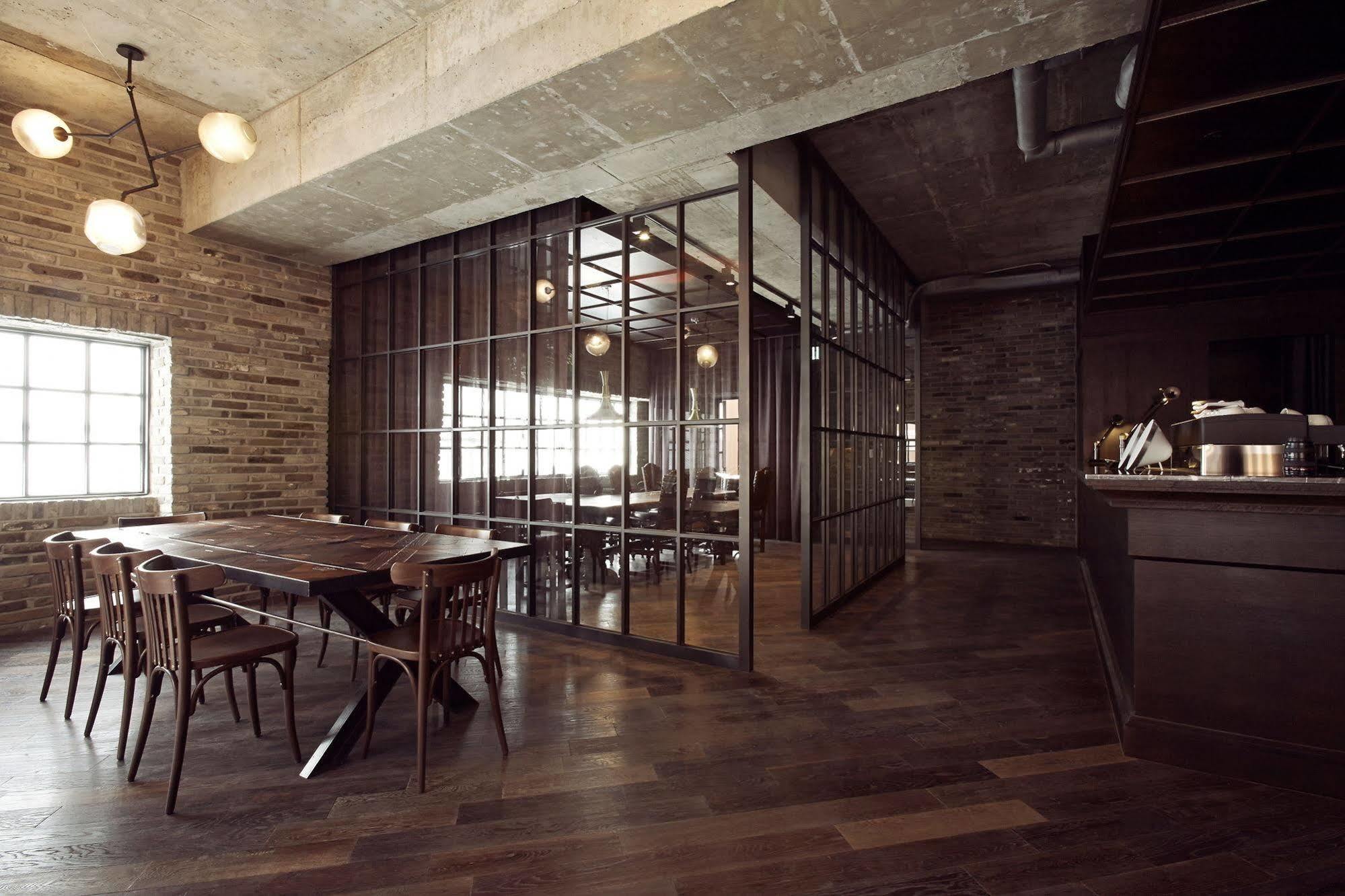 Js The Classic Hotel Osan Εξωτερικό φωτογραφία