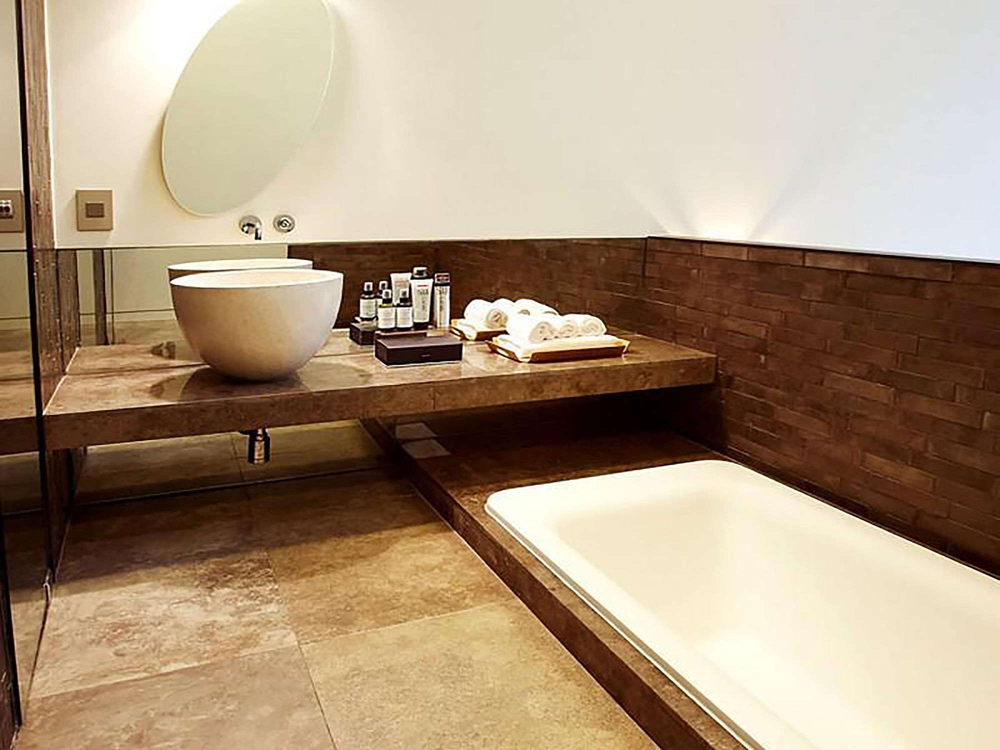 Js The Classic Hotel Osan Εξωτερικό φωτογραφία
